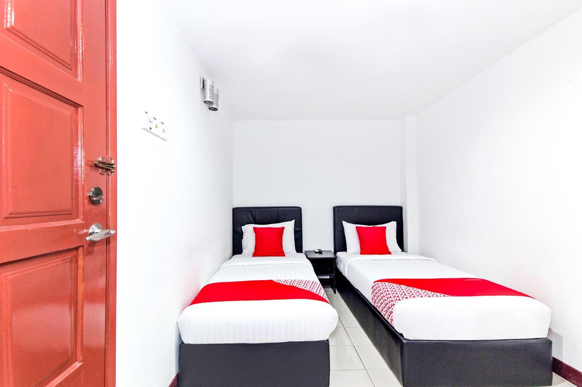 Super Oyo 321 Hotel D'Elegant Kuala Lumpur Esterno foto